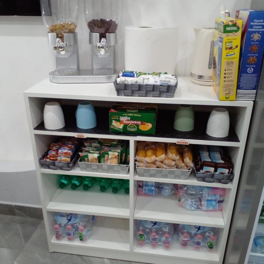 Suite Napoli Sotterranea Con Vasca Idromassaggio 외부 사진