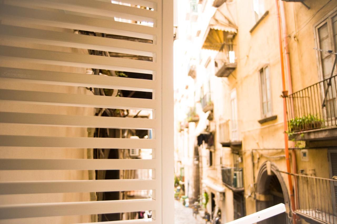 Suite Napoli Sotterranea Con Vasca Idromassaggio 외부 사진